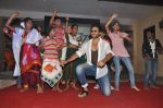 Jackky Bhagnani unveils Rangrezz Gangnam video at Dharavi slums in Mumbai on 4th March 2013 (21).JPG